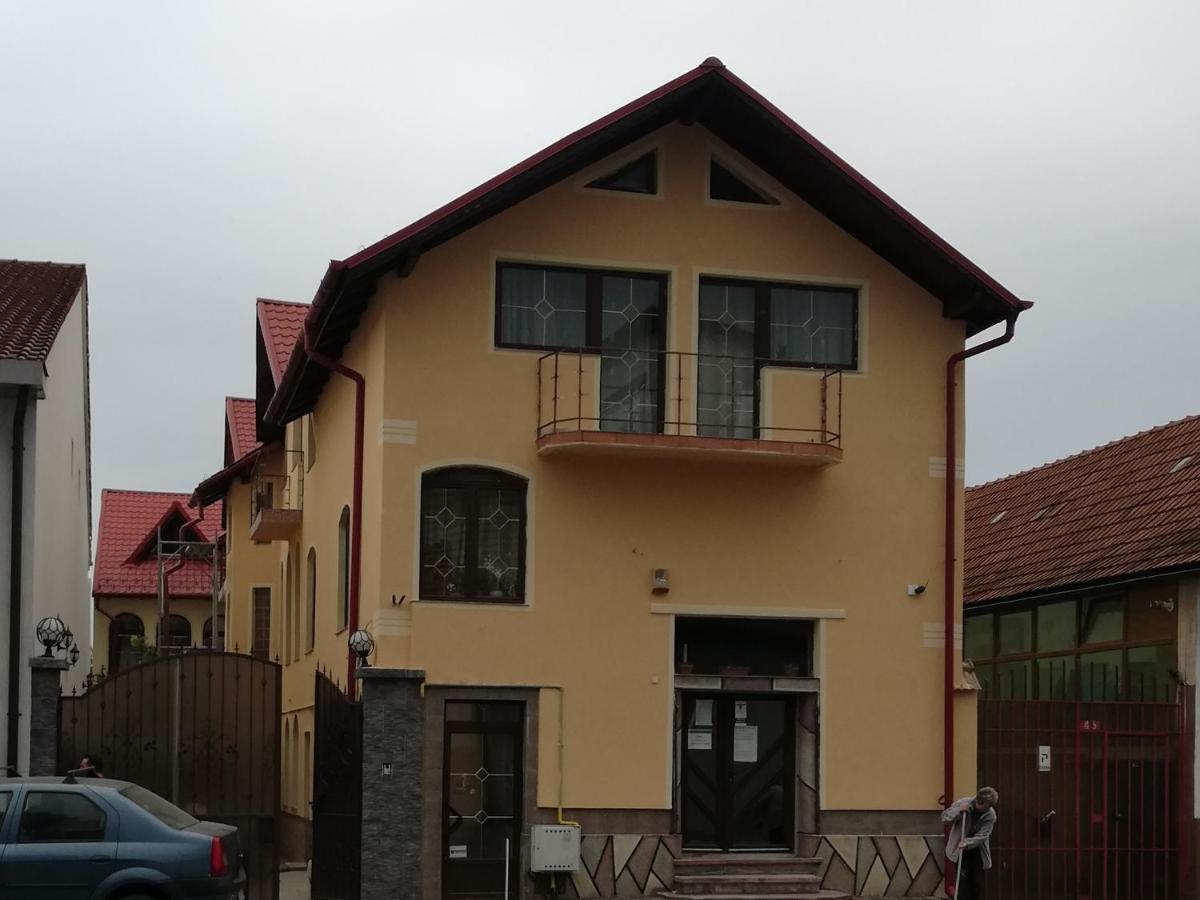 브라쇼브 Casa Tatar 빌라 외부 사진